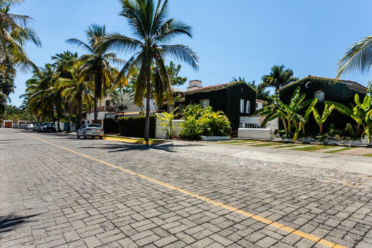 The Green House Marina Golf - Suites & Villas Пуерто Валярта Екстериор снимка