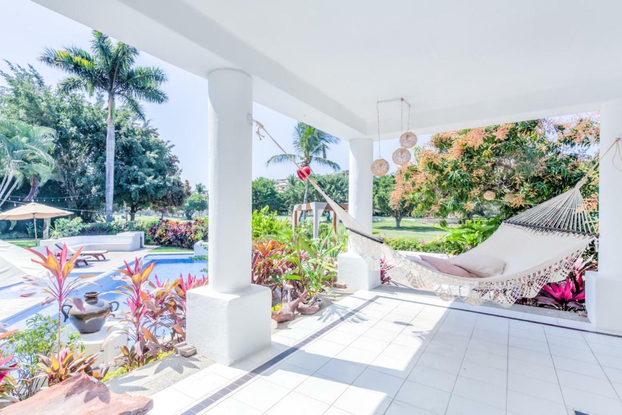 The Green House Marina Golf - Suites & Villas Пуерто Валярта Екстериор снимка