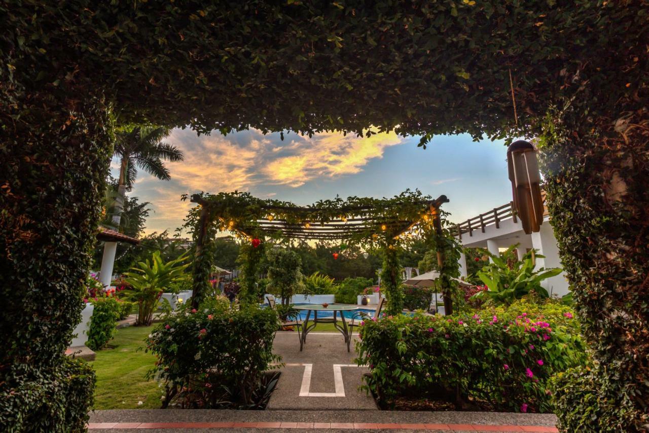 The Green House Marina Golf - Suites & Villas Пуерто Валярта Екстериор снимка